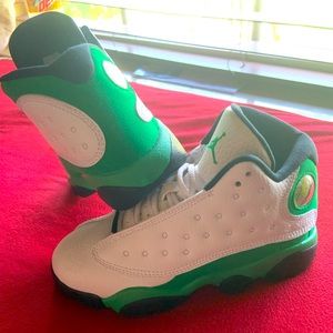 Jordan lucky green 13